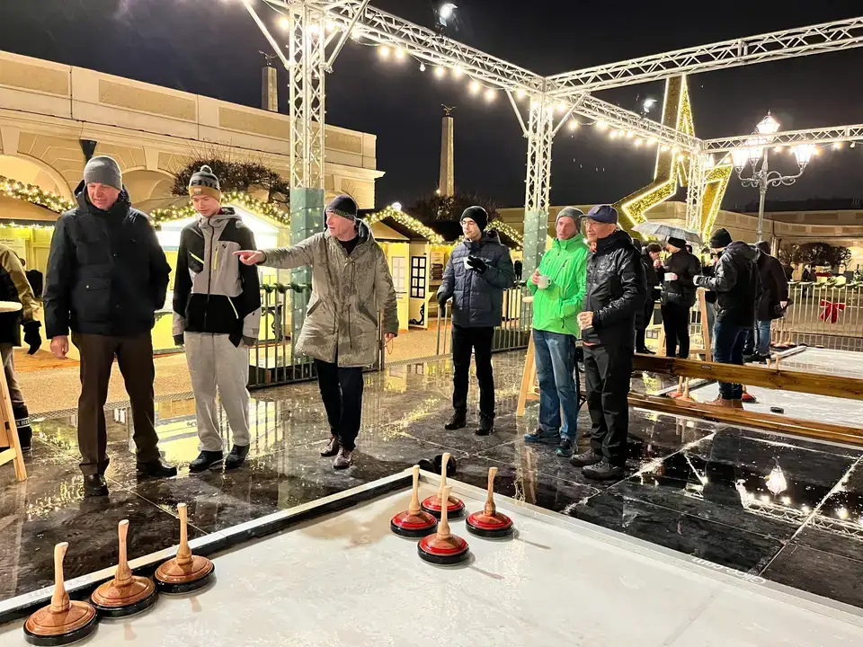 Adventliches Eisstockschießen – Foto 11