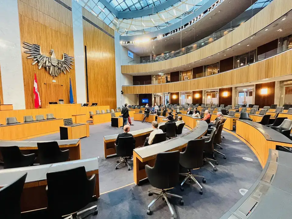 Parlamentsführung – Foto 9